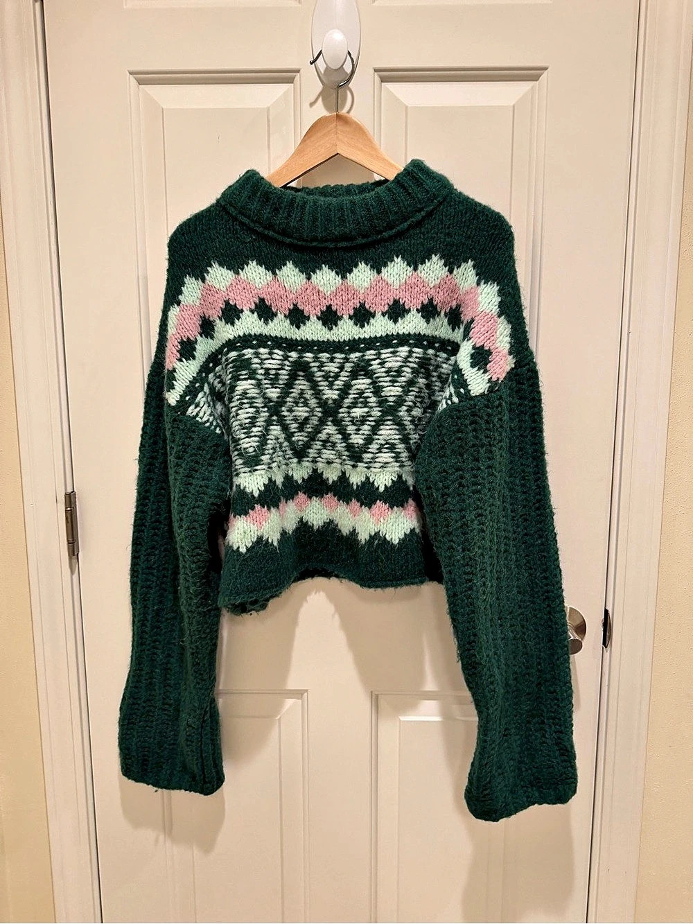Free People Geometric Knit Sweater in Green & Pink Size Small